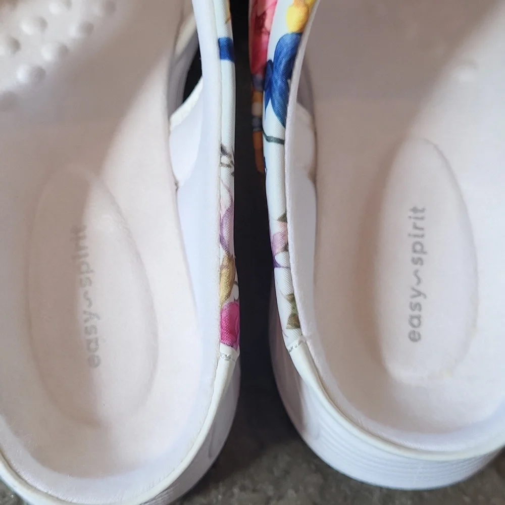 EASY SPIRIT Traciee Slip on SandalsSZ 9WIDE - Picture 2 of 7